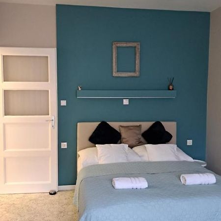 Eper Apartman Szeged Extérieur photo
