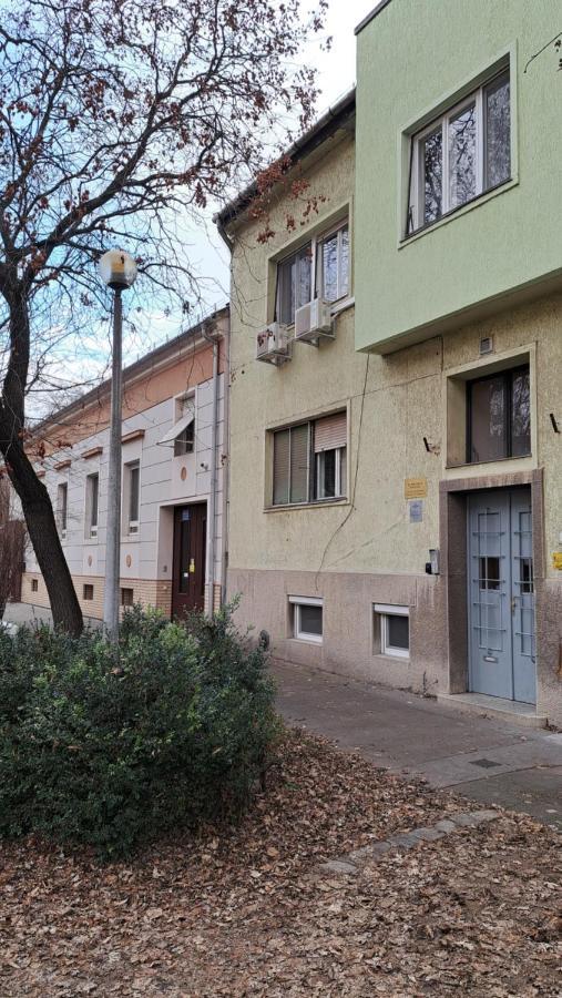 Eper Apartman Szeged Extérieur photo